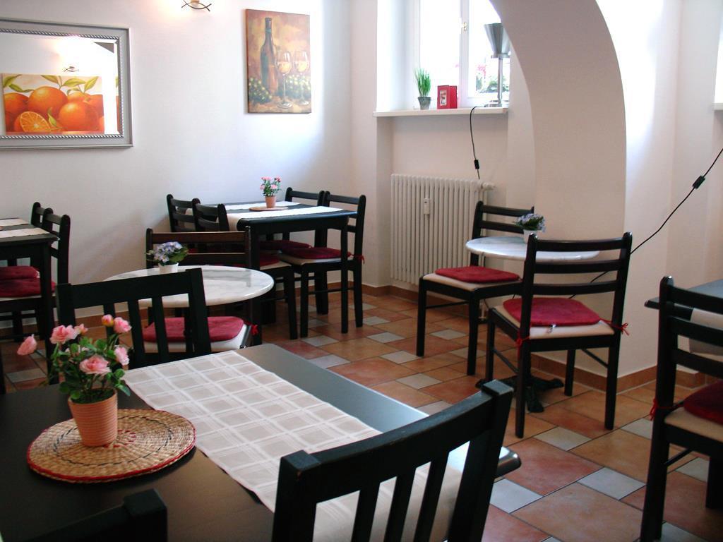 Amelie Hotell 3*
