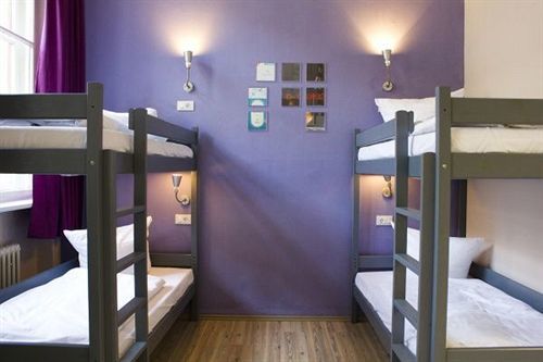 Hotell Und 3*