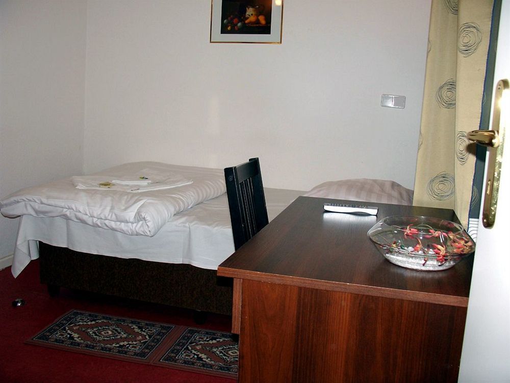 Amelie Hotell 3*