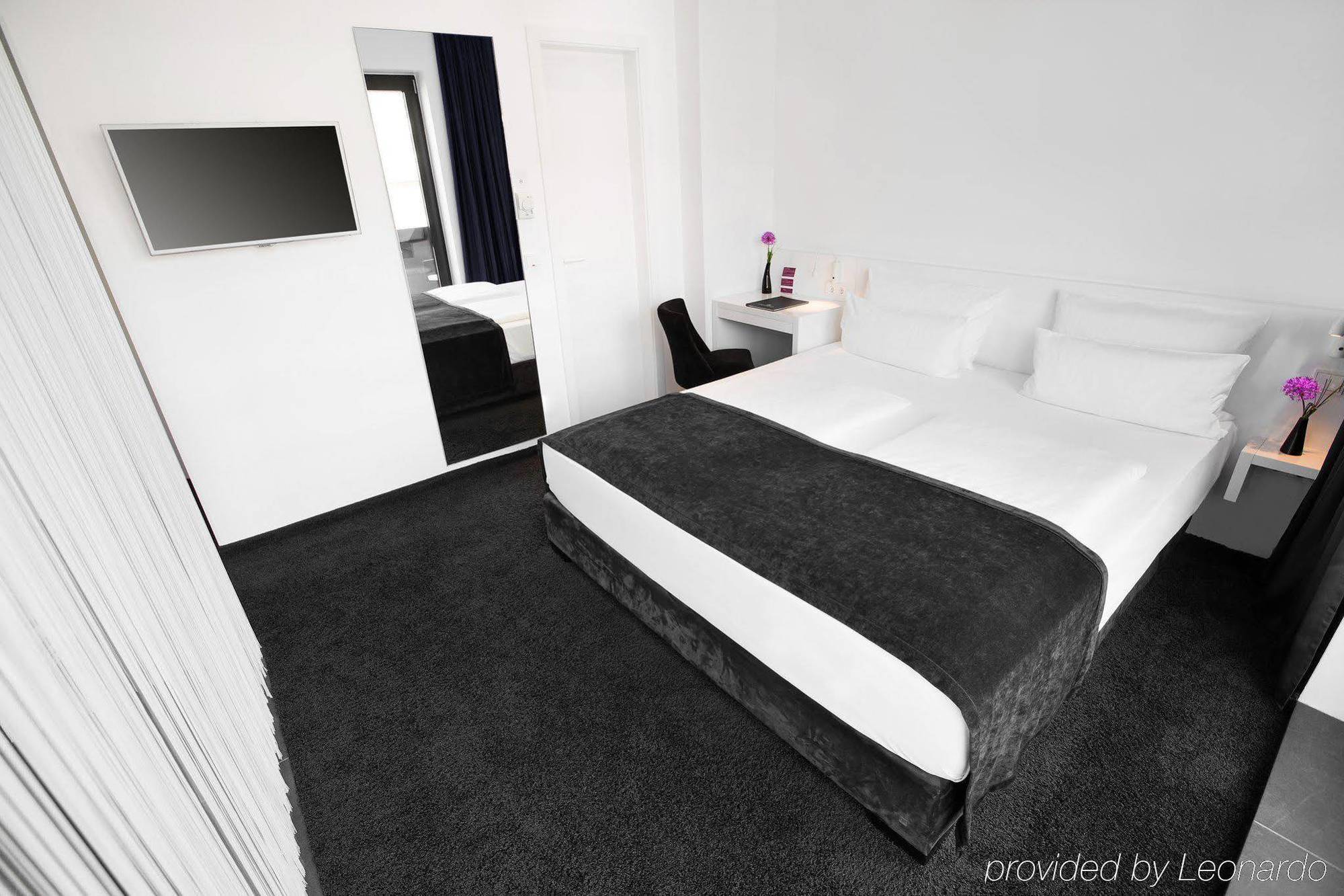 Hotell Lindemann's 3*