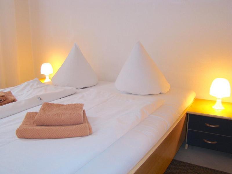 Hostel Near Brandenburg Gate - Rooms&apartments *