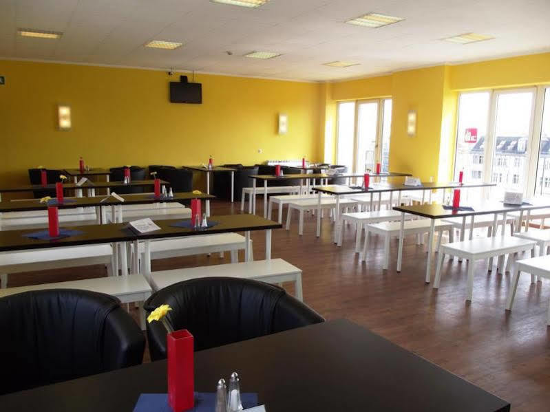 Hotel Meininger Hallesches Ufer 3*