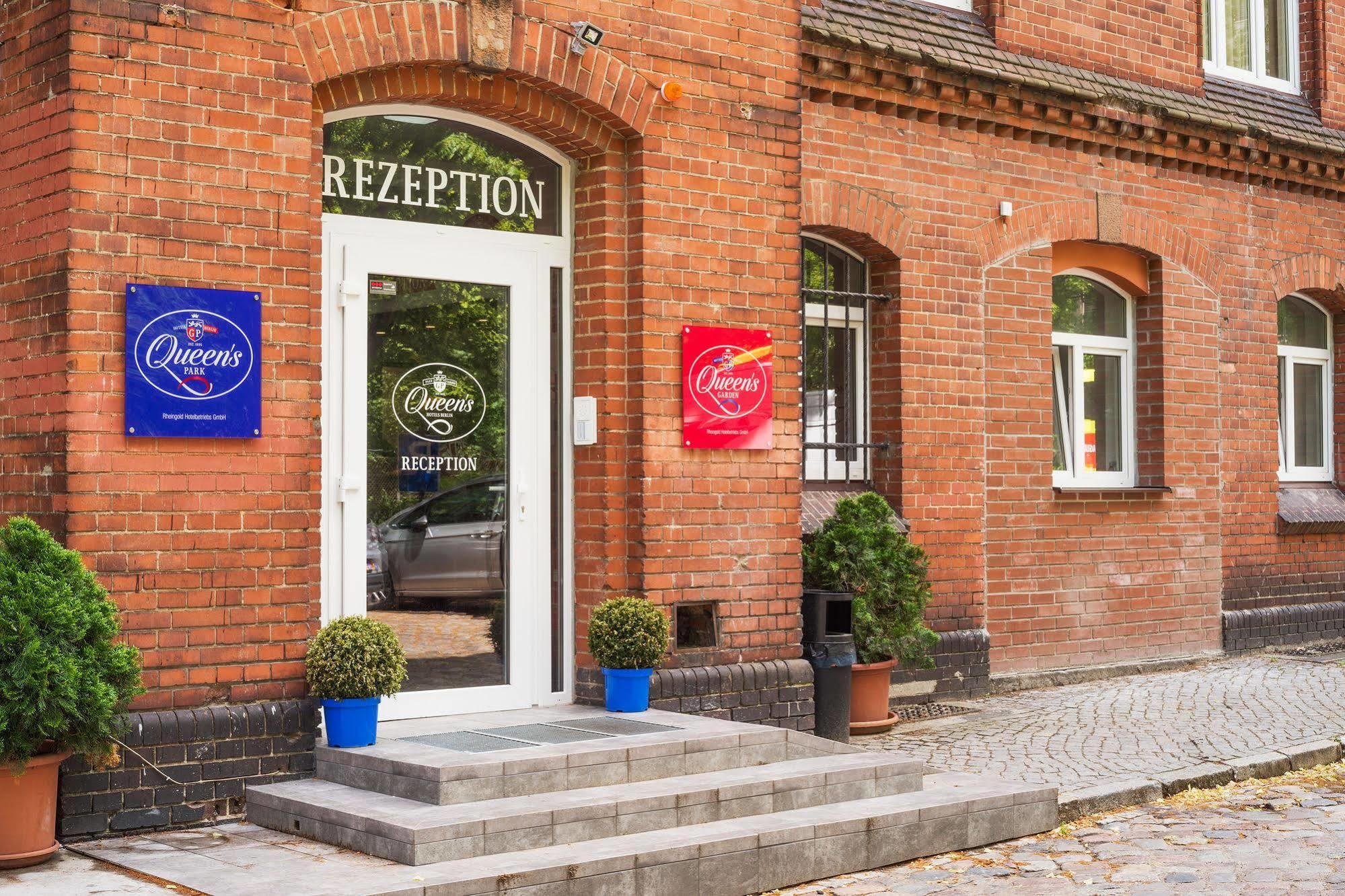 Queens Park Hotell 3*