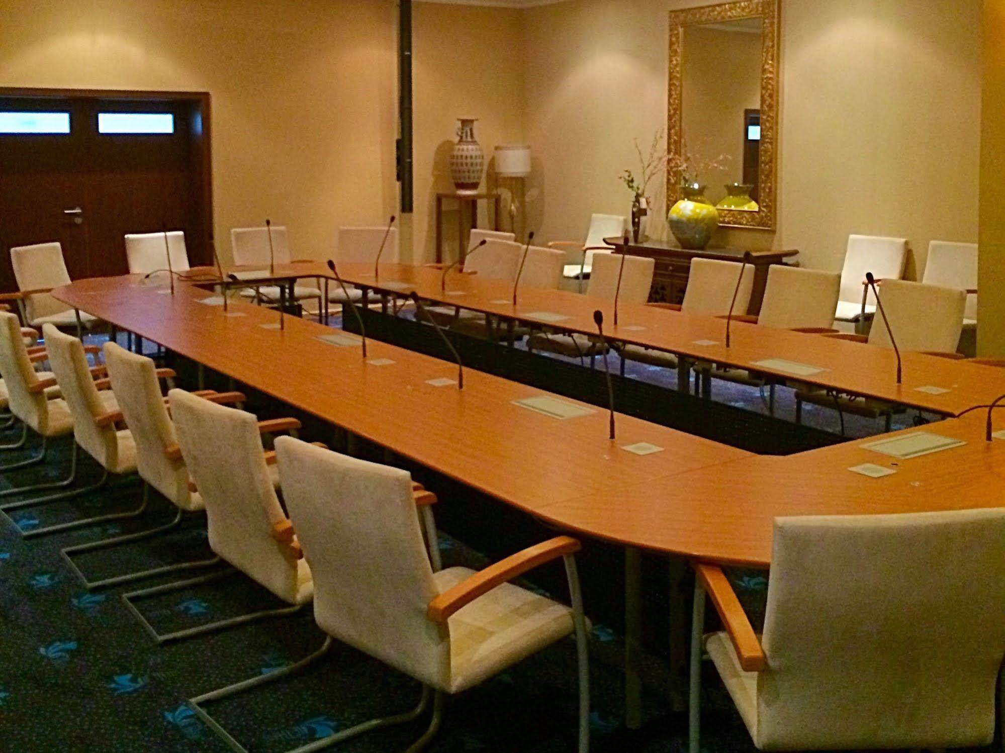 Halong Hotell 3*