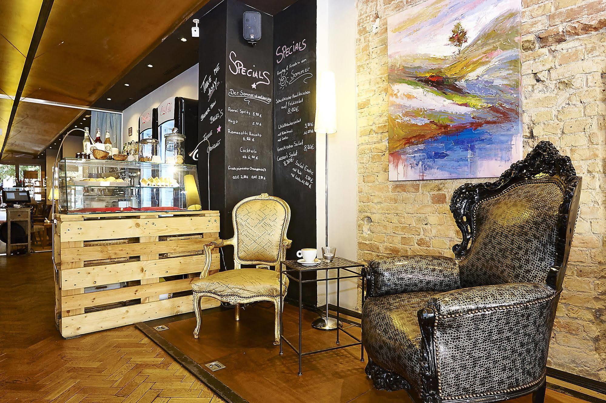 Schall & Rauch Hotel