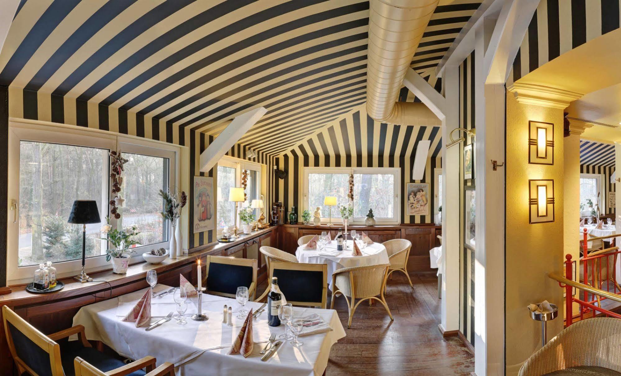 Grünau 4*