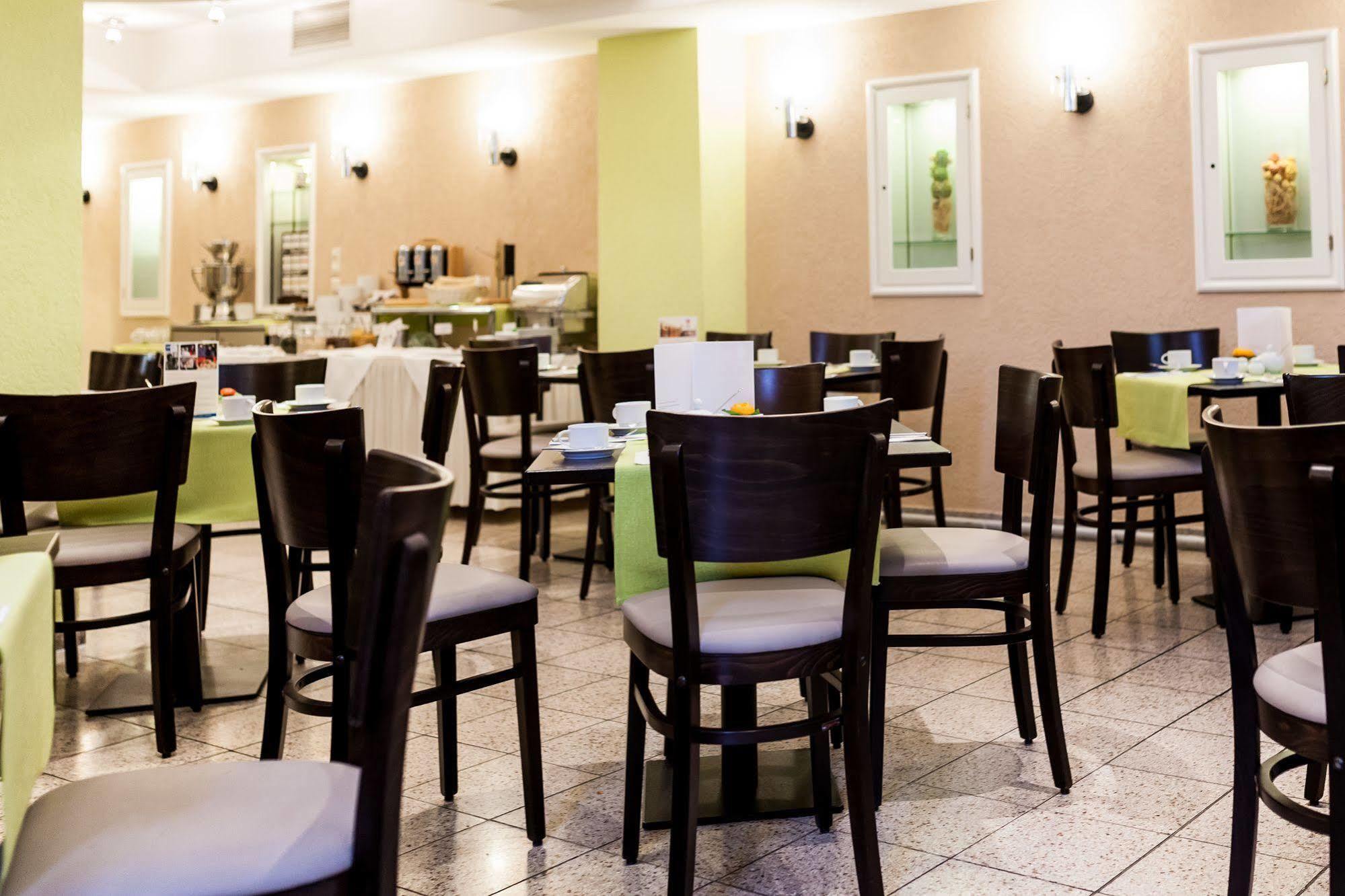 Hotell Martas Allegra 3*