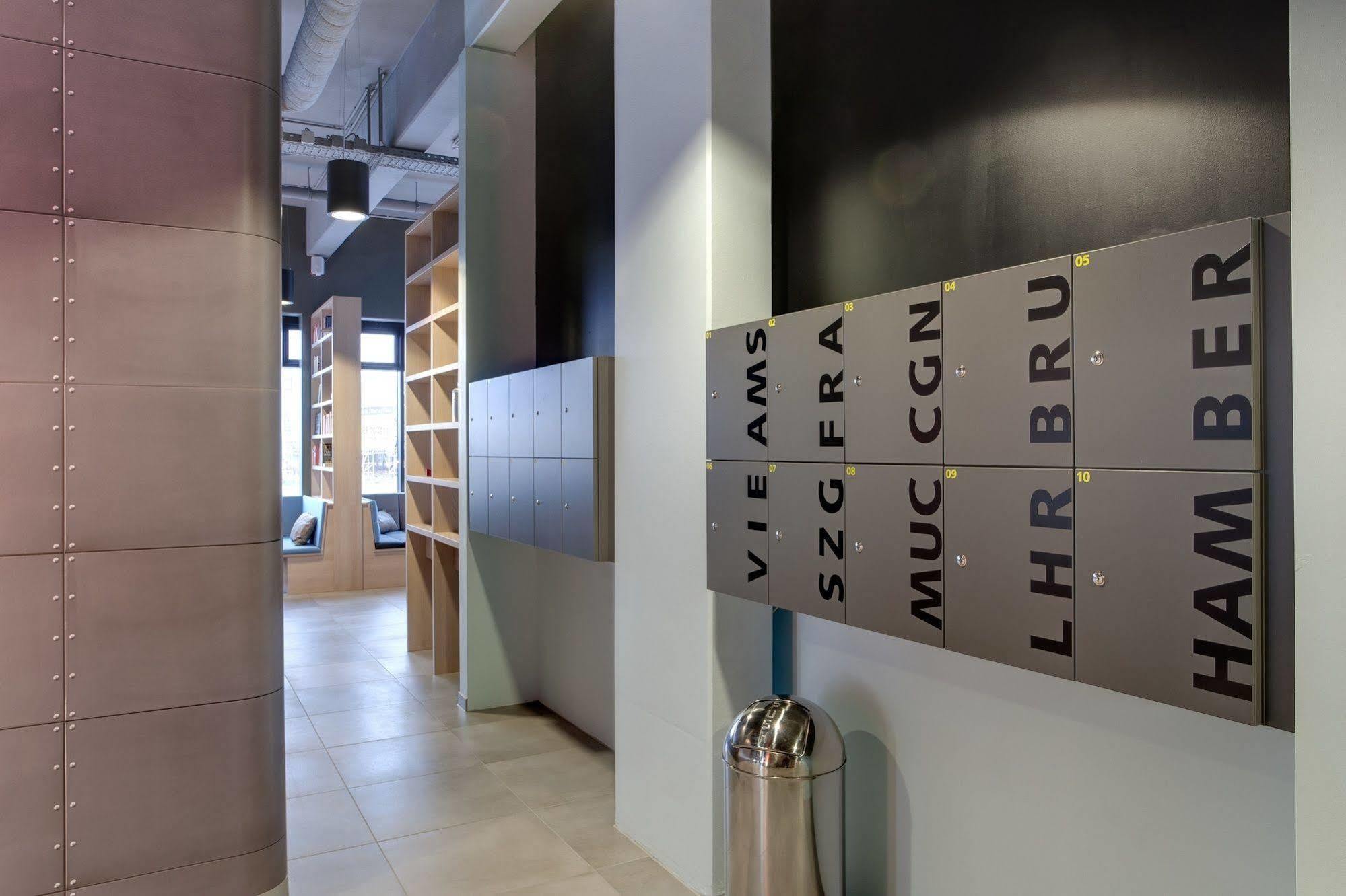 Hotell Meininger Airport 3*