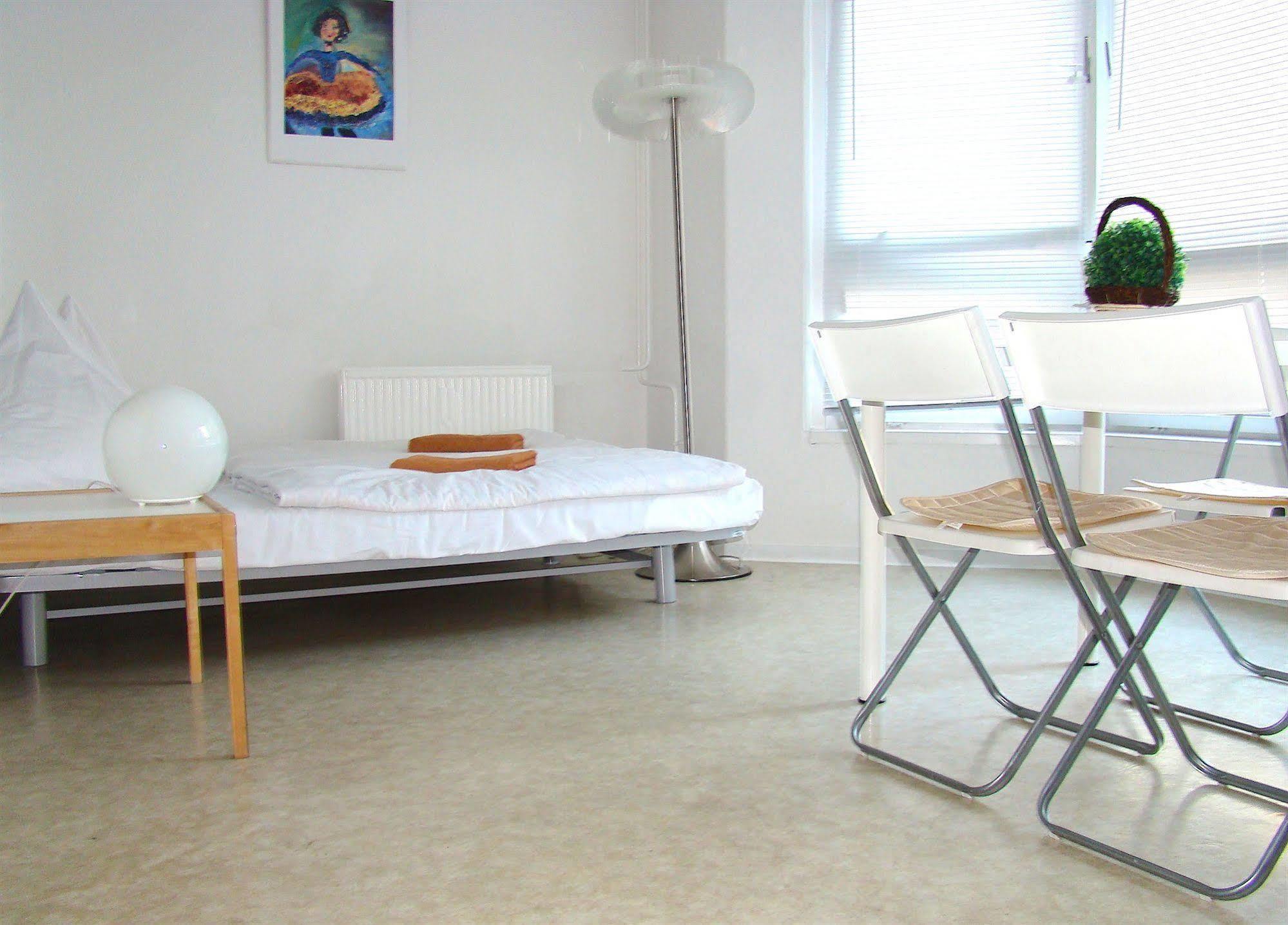 Near Brandenburg Gate - Rooms&apartments Berlin