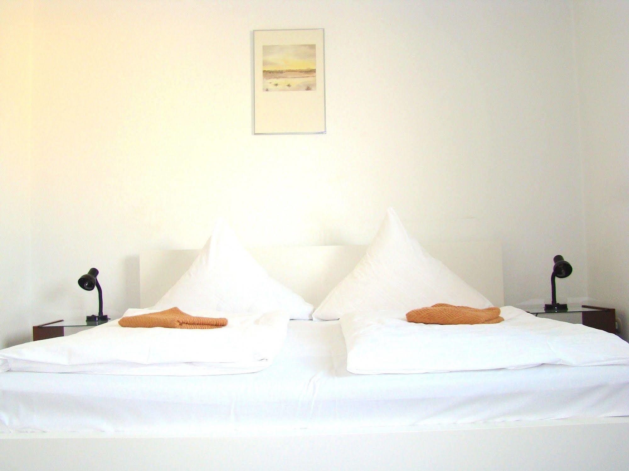 Near Brandenburg Gate - Rooms&apartments