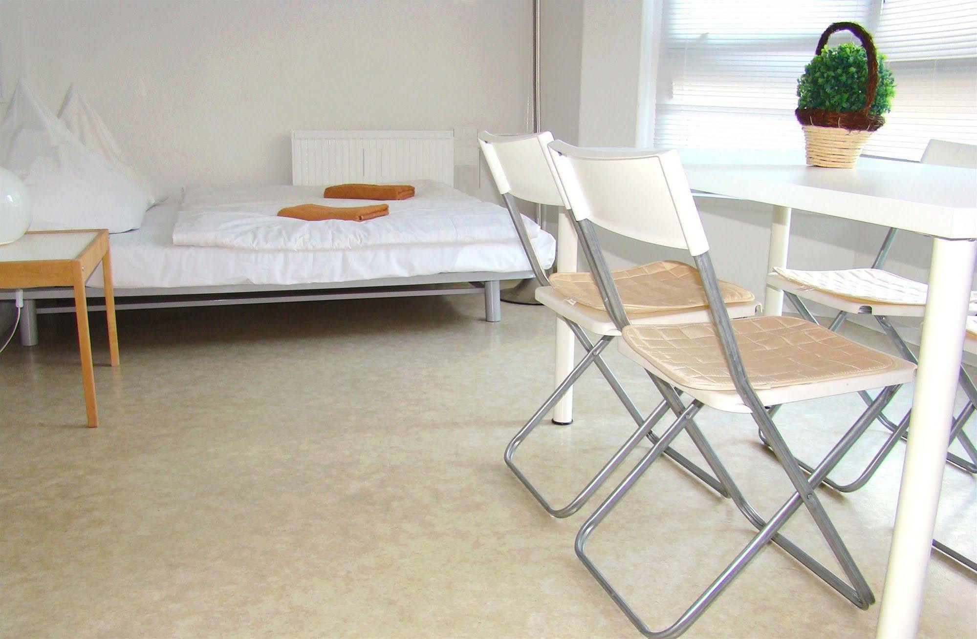 Near Brandenburg Gate - Rooms&apartments Hostel Berlin