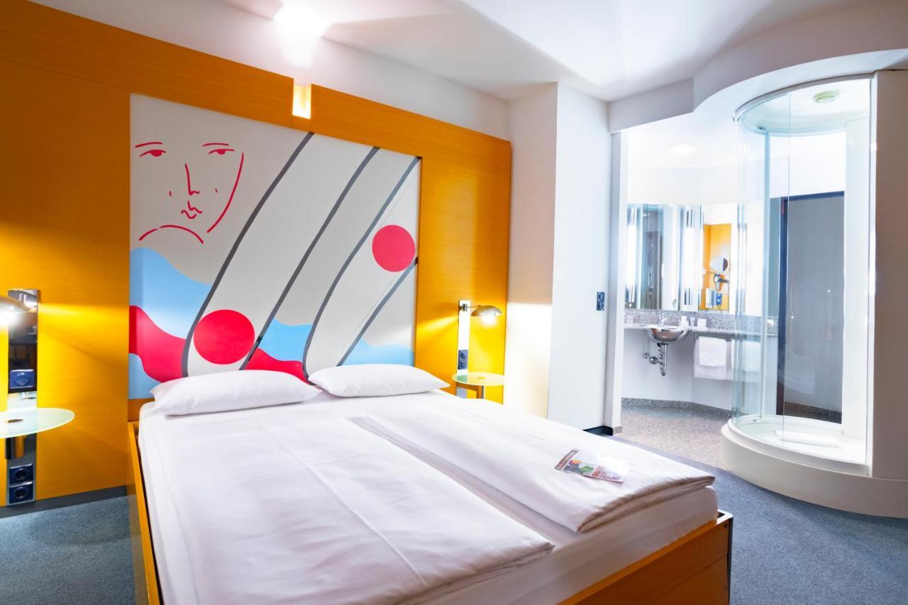 Ostbahnhof Hotell 4*