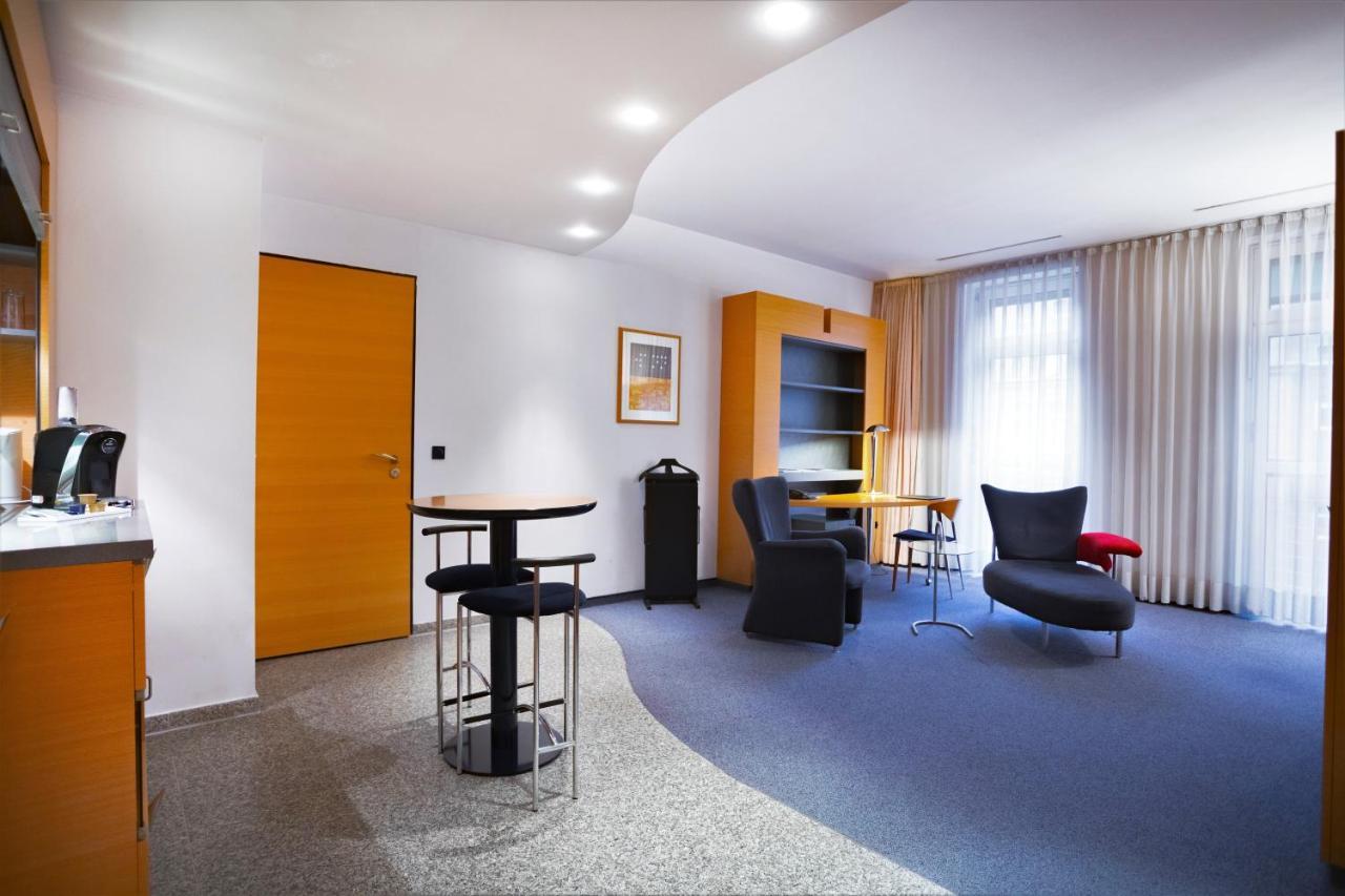 Hotell Ostbahnhof 4*