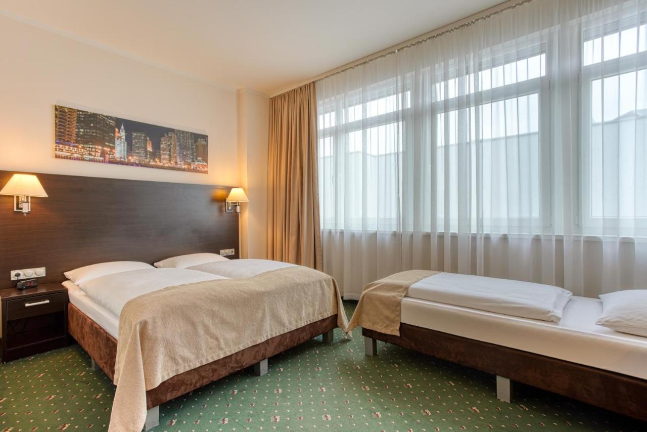 Hotell Titanic Comfort Kurfuerstendamm