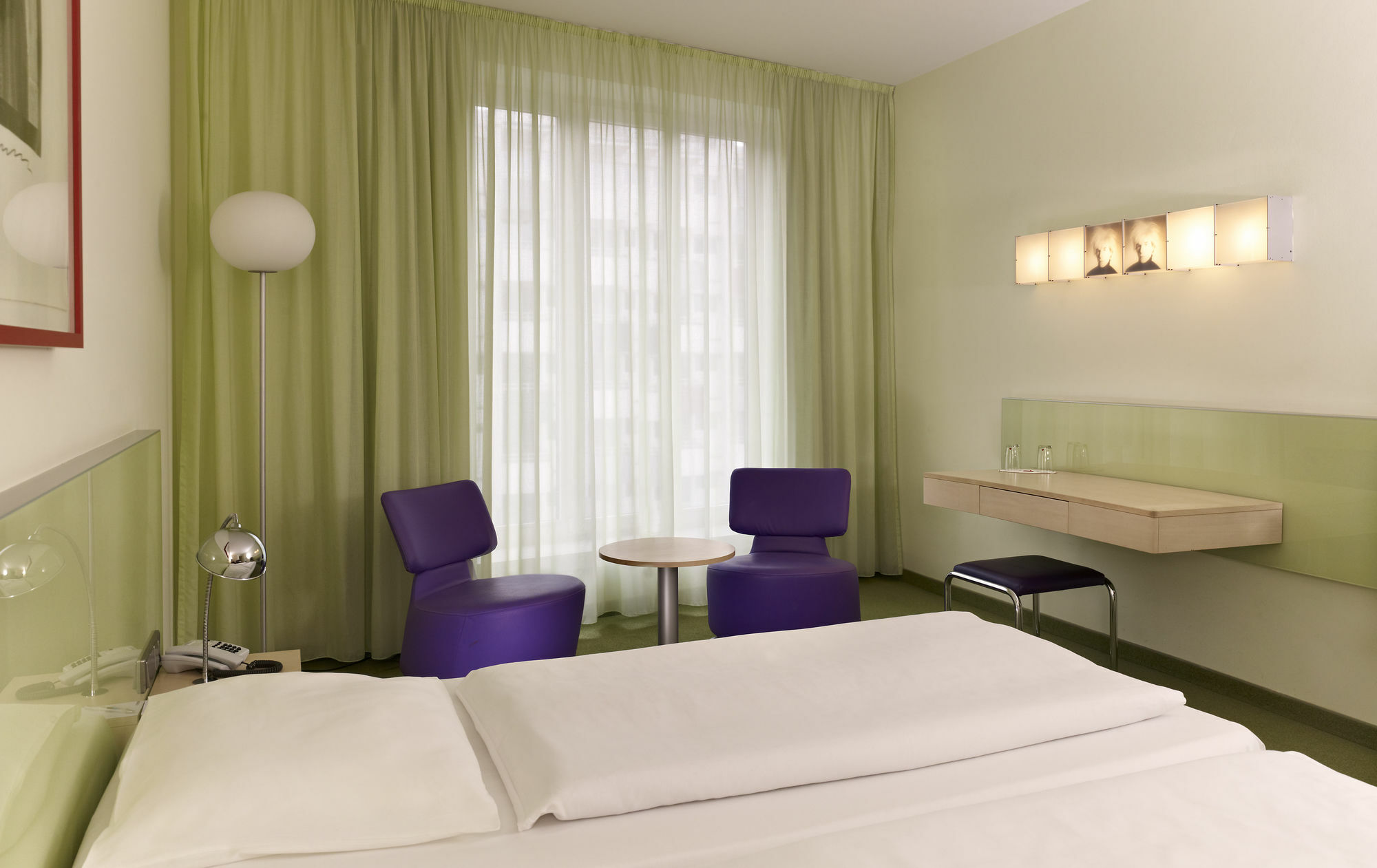 Hotell Park Plaza 4*