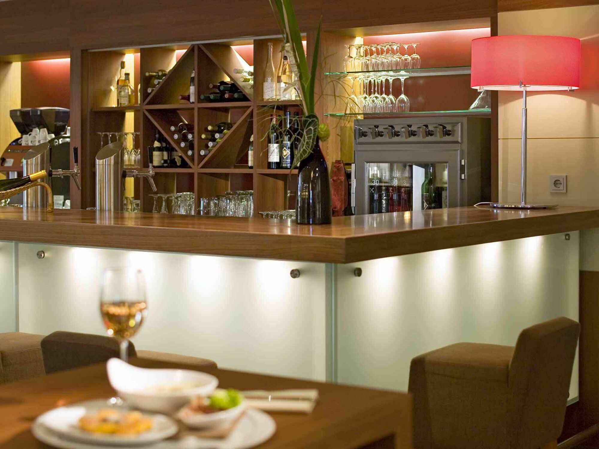 Hotell Mercure West 4*