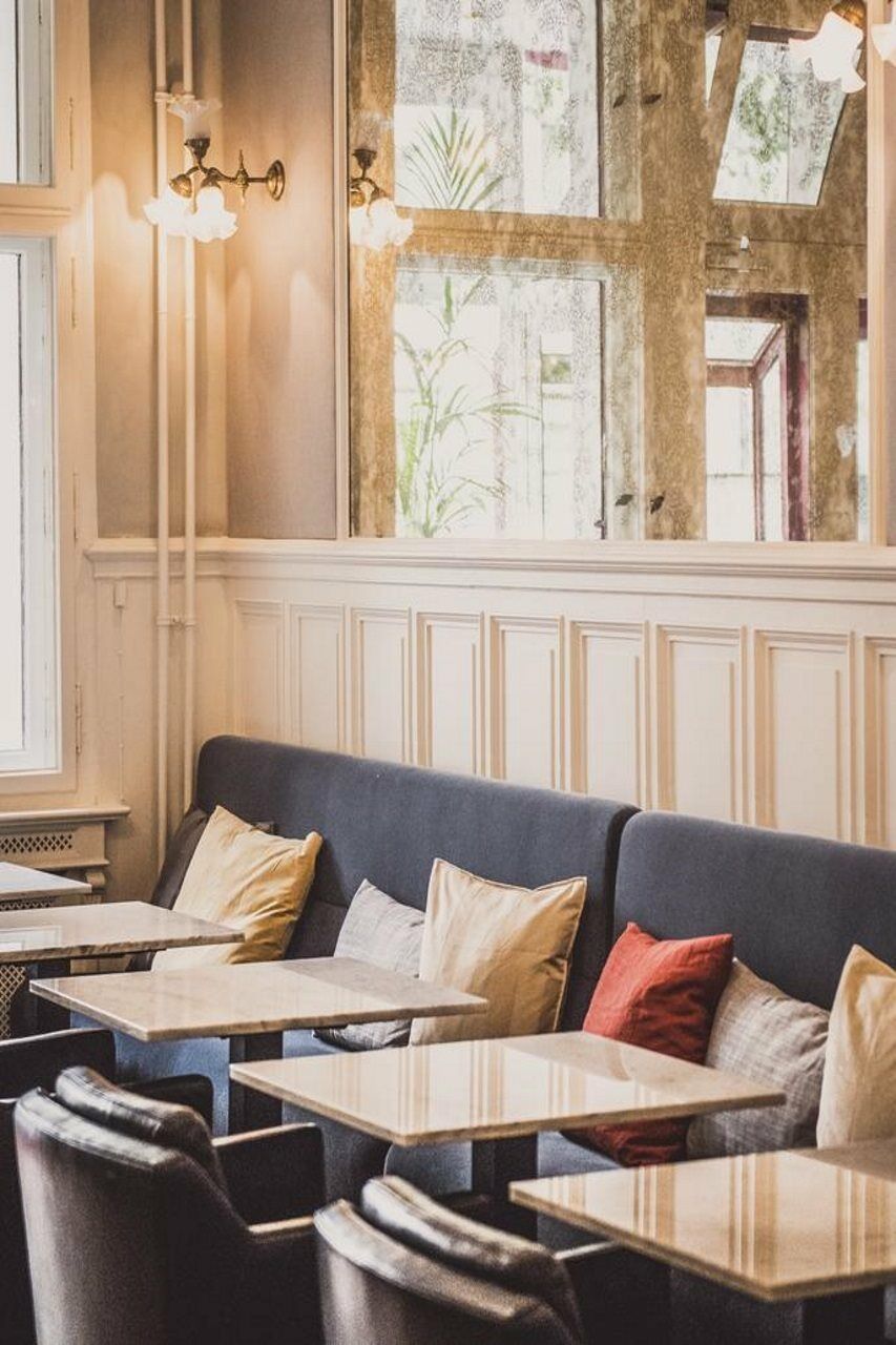 Henri Kurfuerstendamm Hotell 4*