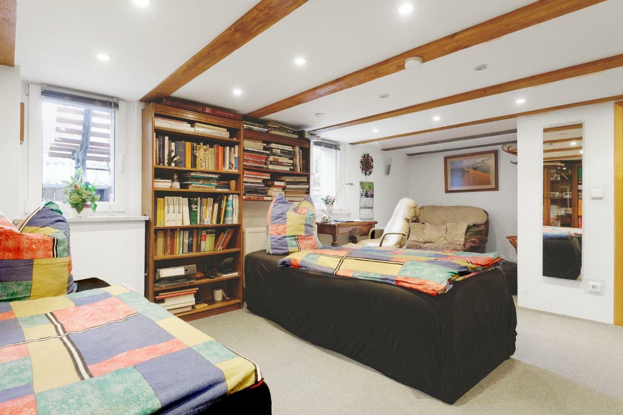 Homestay Studierzimmer Mit Bad Nahe Zentrum