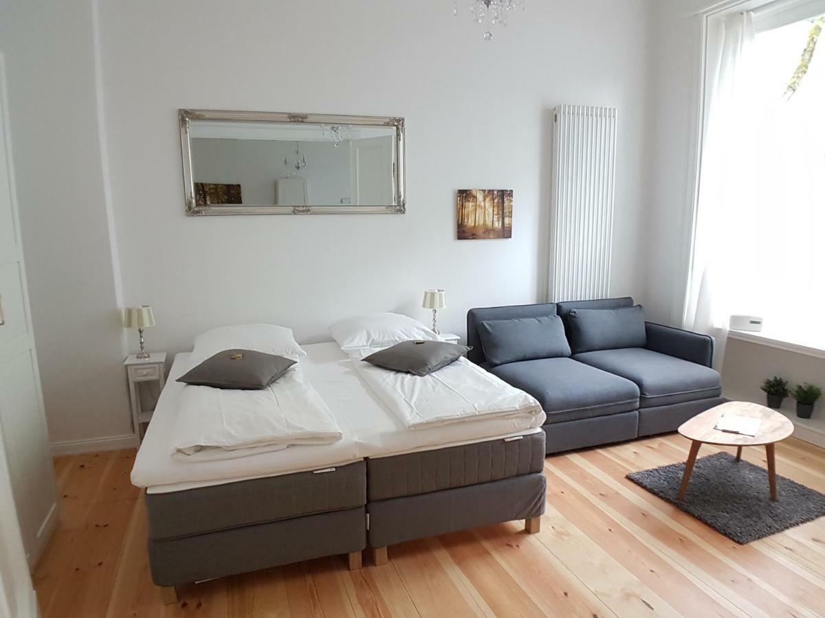 Langenscheidtstr · LANGEN Schöneberg boxspringbeds & flair for Family Apartment *