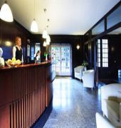 Brandies An Der Messe Hotell