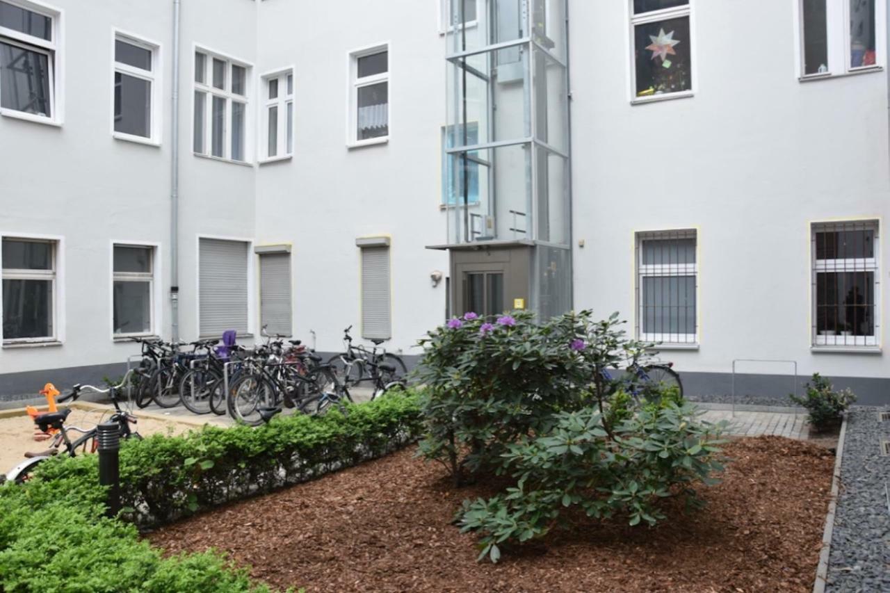 Ruhige In Prenzlauer Berg Lägenhet