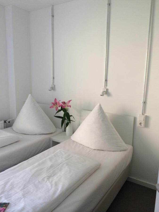 Near Brandenburg Gate - Rooms&apartments Berlin