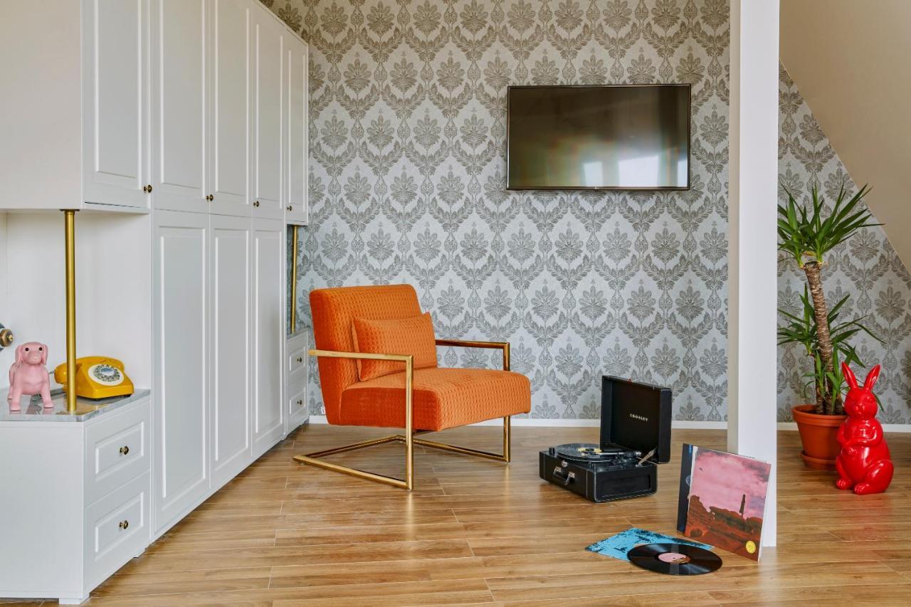 Max Brown Ku'damm Berlin