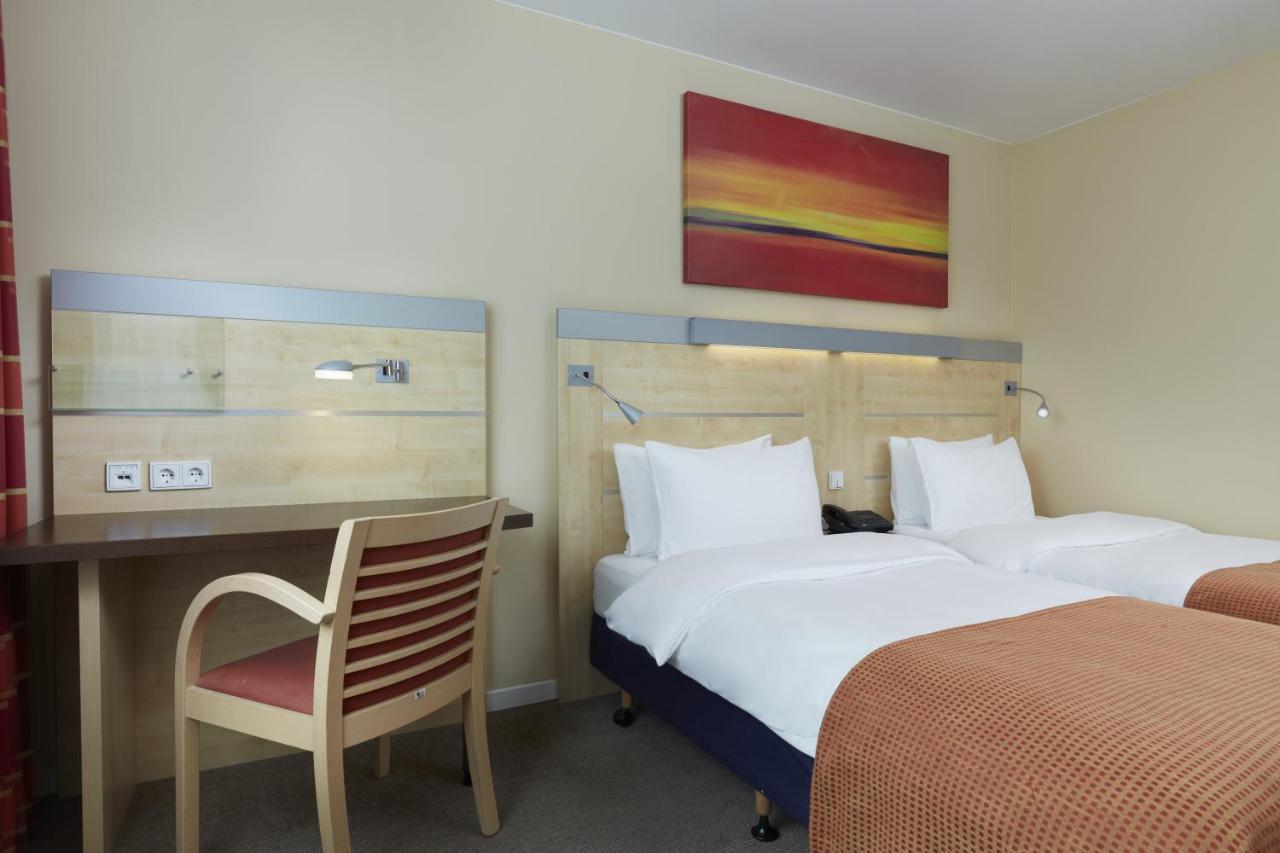 Hotel Express Centre West 3*