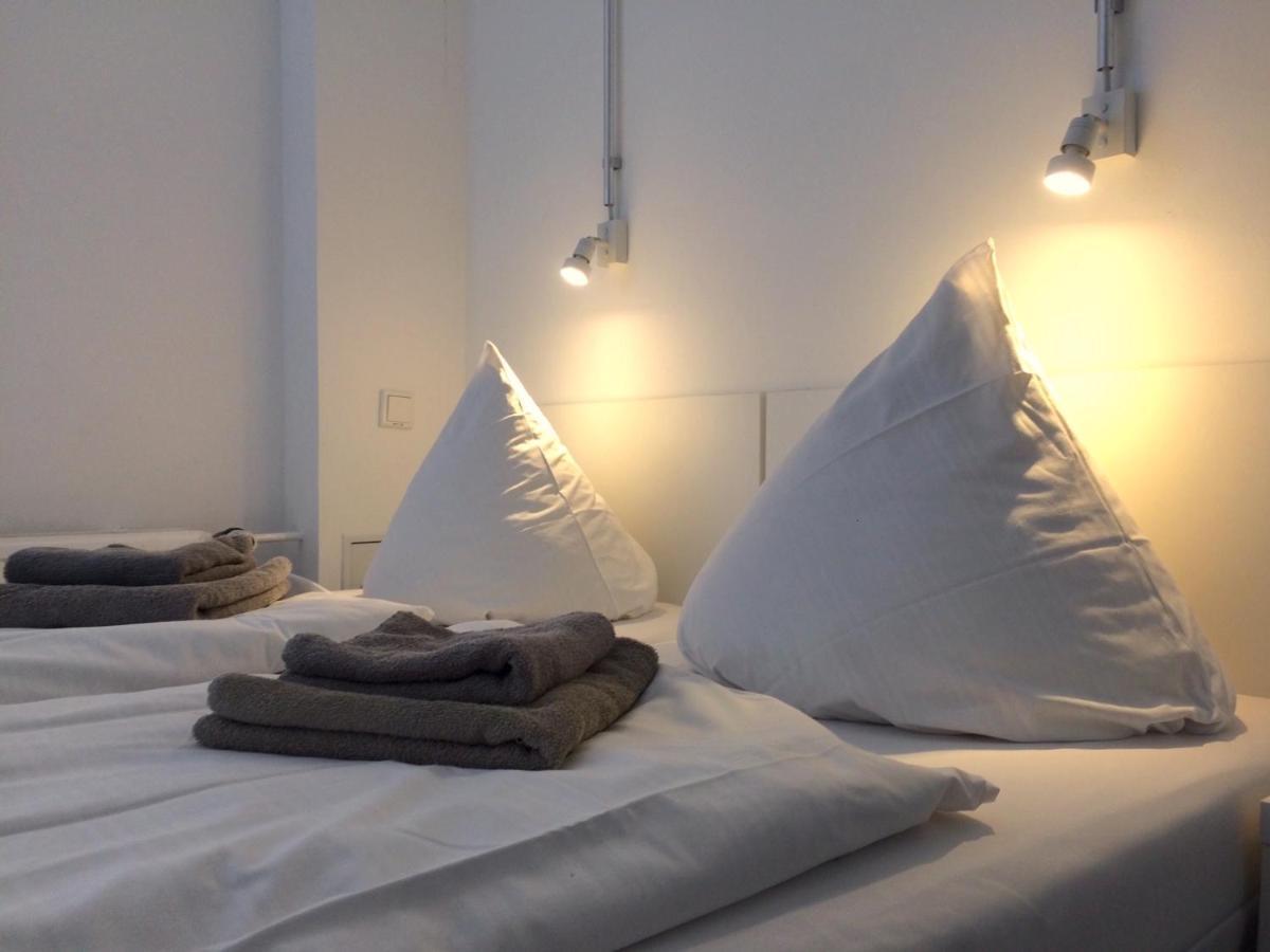 Near Brandenburg Gate - Rooms&apartments * Berlin