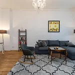 Flair Berlin zentral und ruhig für Familien und Geschäftsreisende - VON RUEDEN Apartment GmbH