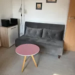 Haus Mit Garten In Berlin Neukoelln