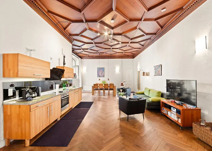 Aptc Downtown Monument4Rent Near Checkpoint Charlie