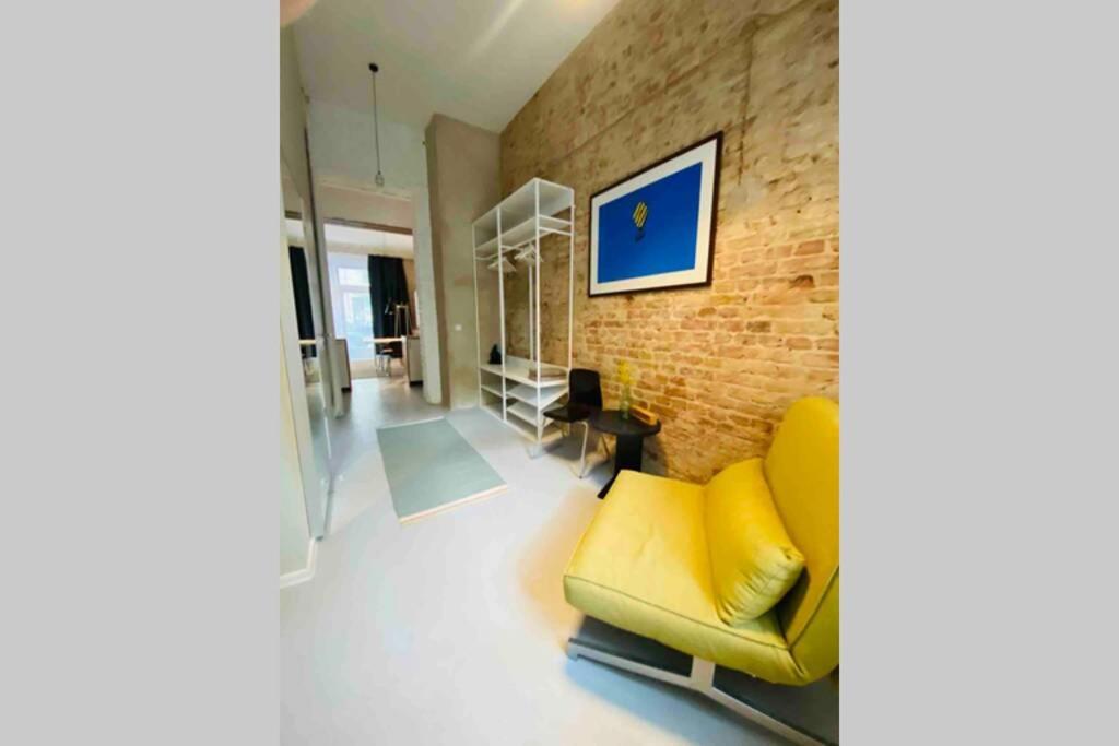 Wunderschoene Ladenwohnung In Kreuzberg Lejlighed
