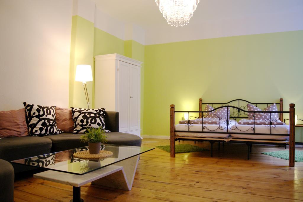 Apartment House Simon-dach