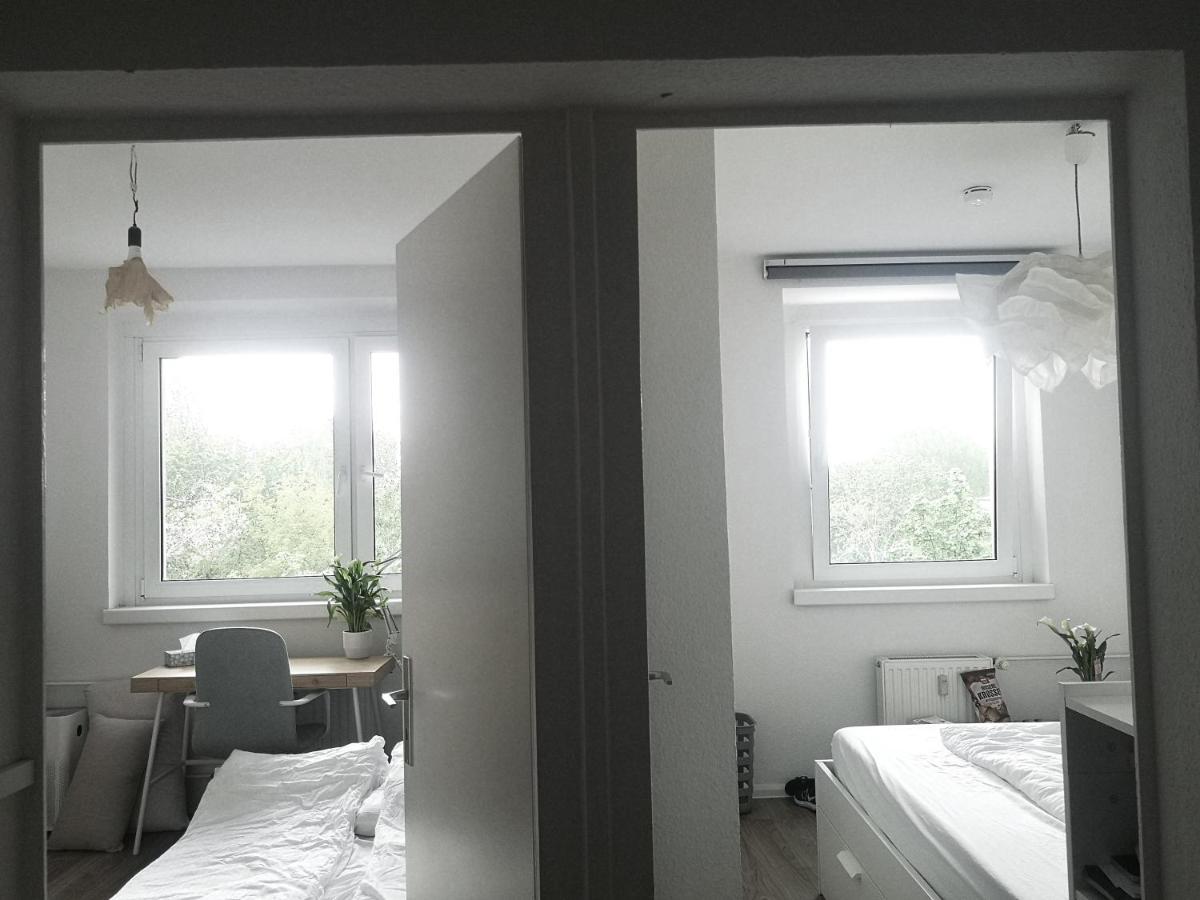 Female With Vegan Breakfast Privat bolig Berlin