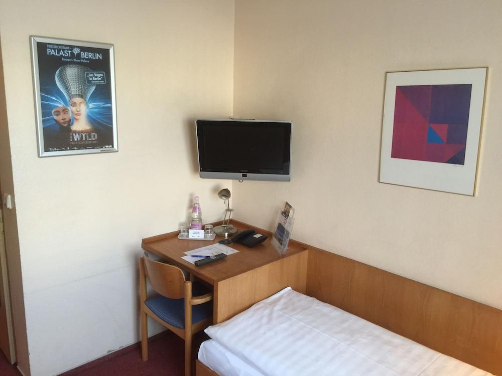 Plaza Charlottenburg Hotel Berlin