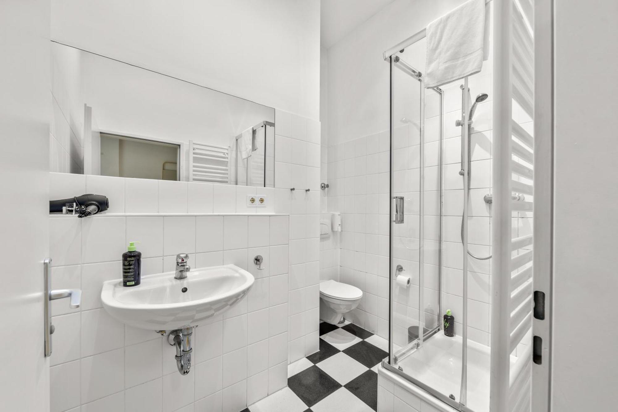 Apartment Leberstraße 58 Berlin