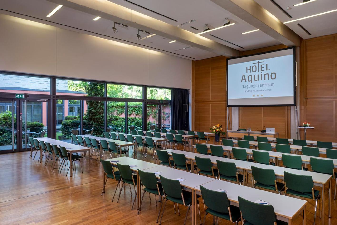 Aquino Hotel