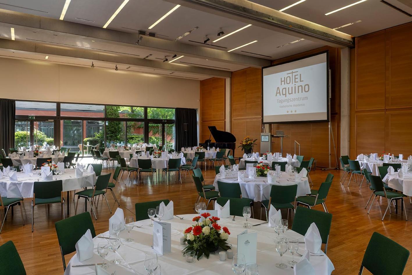 Aquino 3*