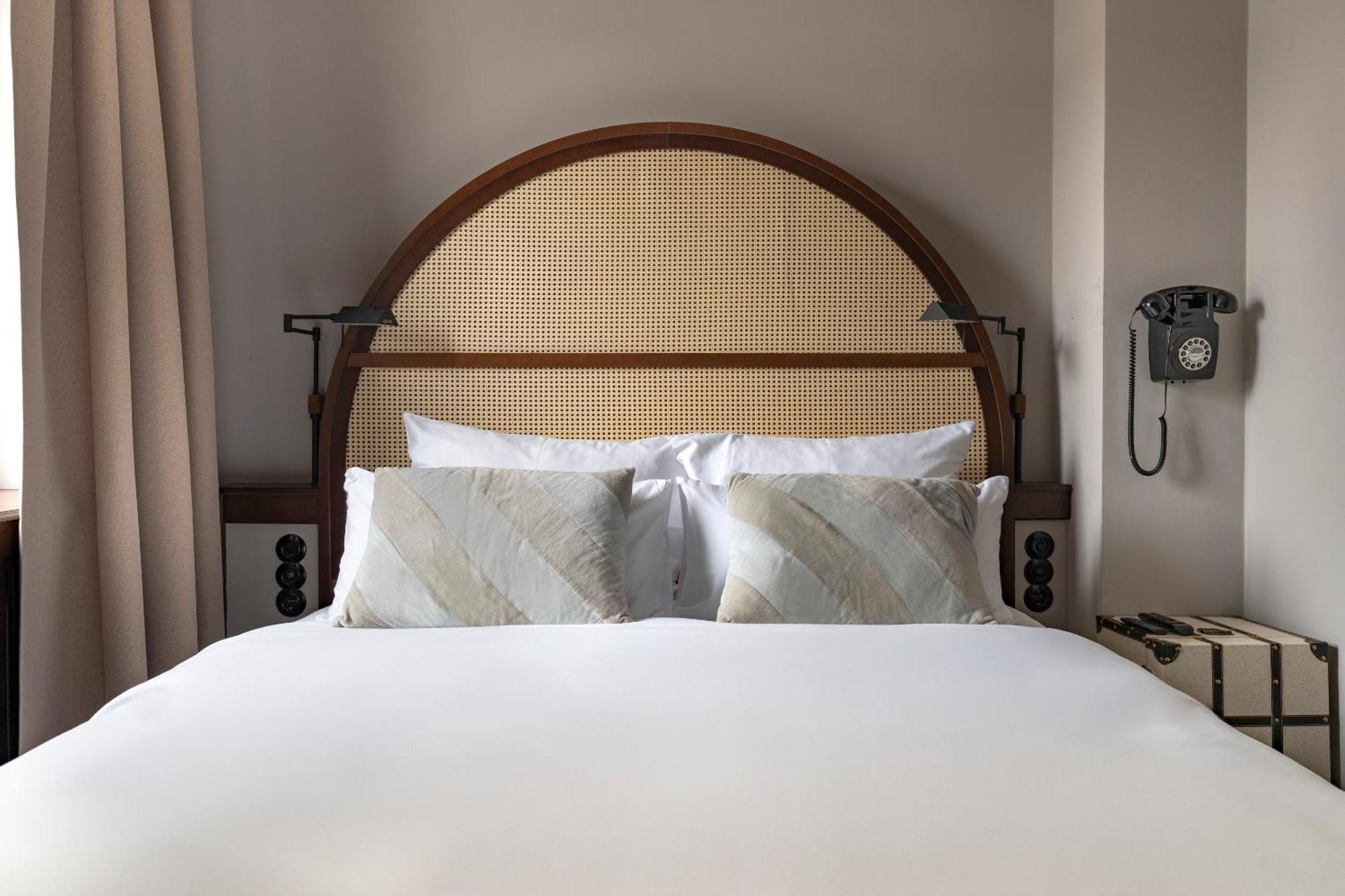 Hotel Precise Tale Potsdamer Platz 4*