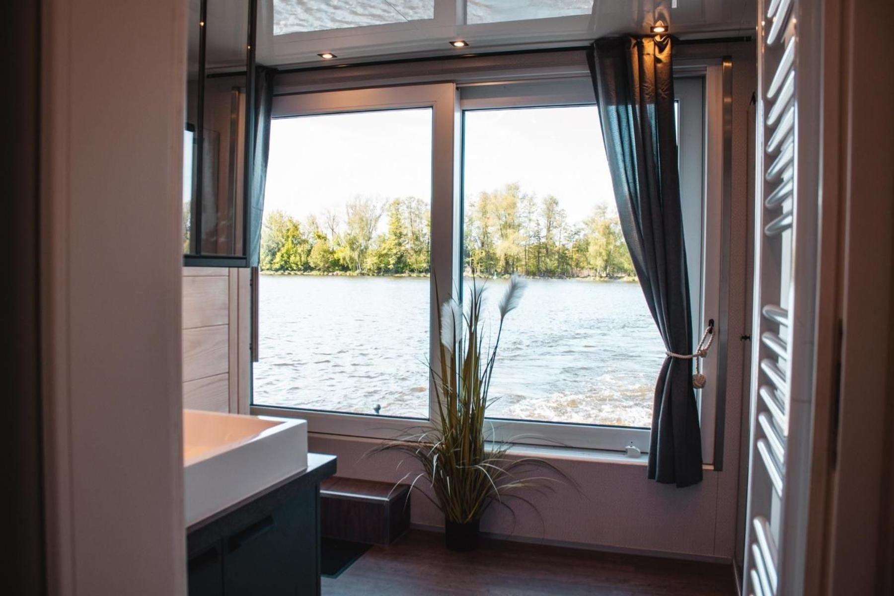 Bådhotel Hausboot Wannsee Berlin