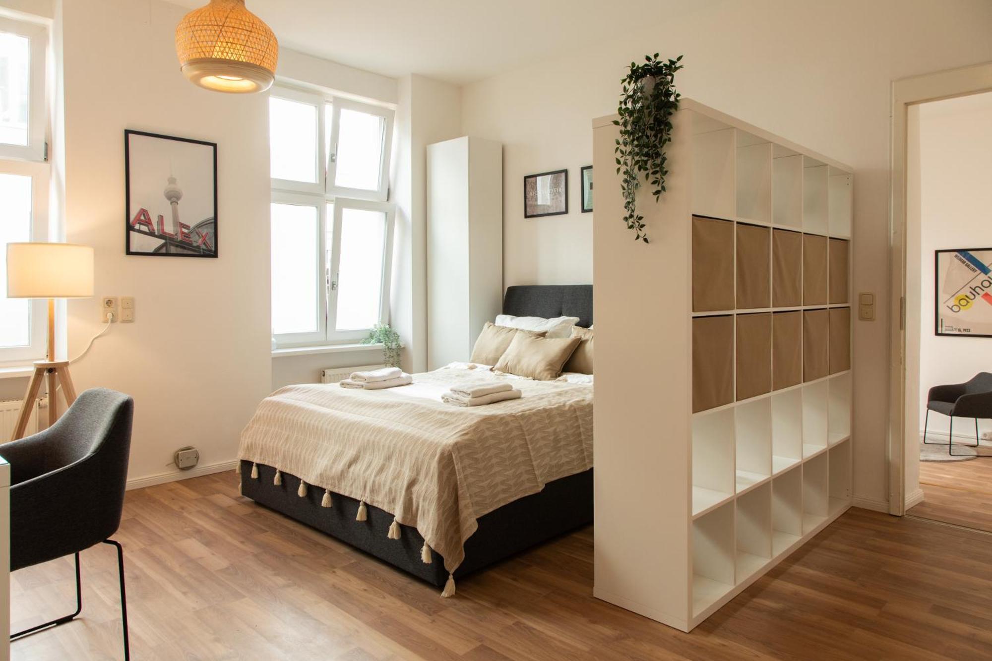 Homely - Spacious Flat Quiet, Friedrichstrasse, River * Berlin