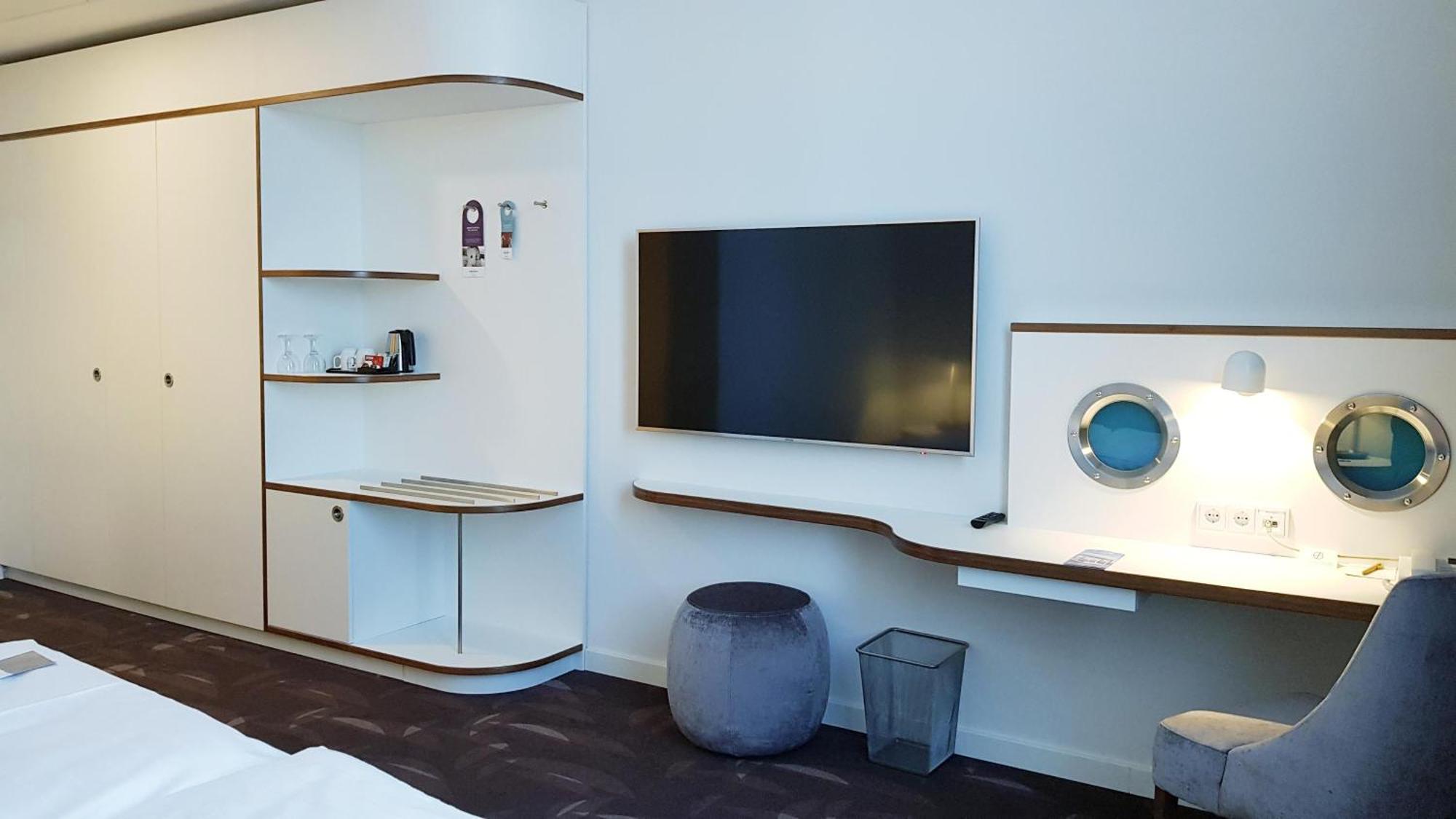 Hotell Mercure Moa 4*