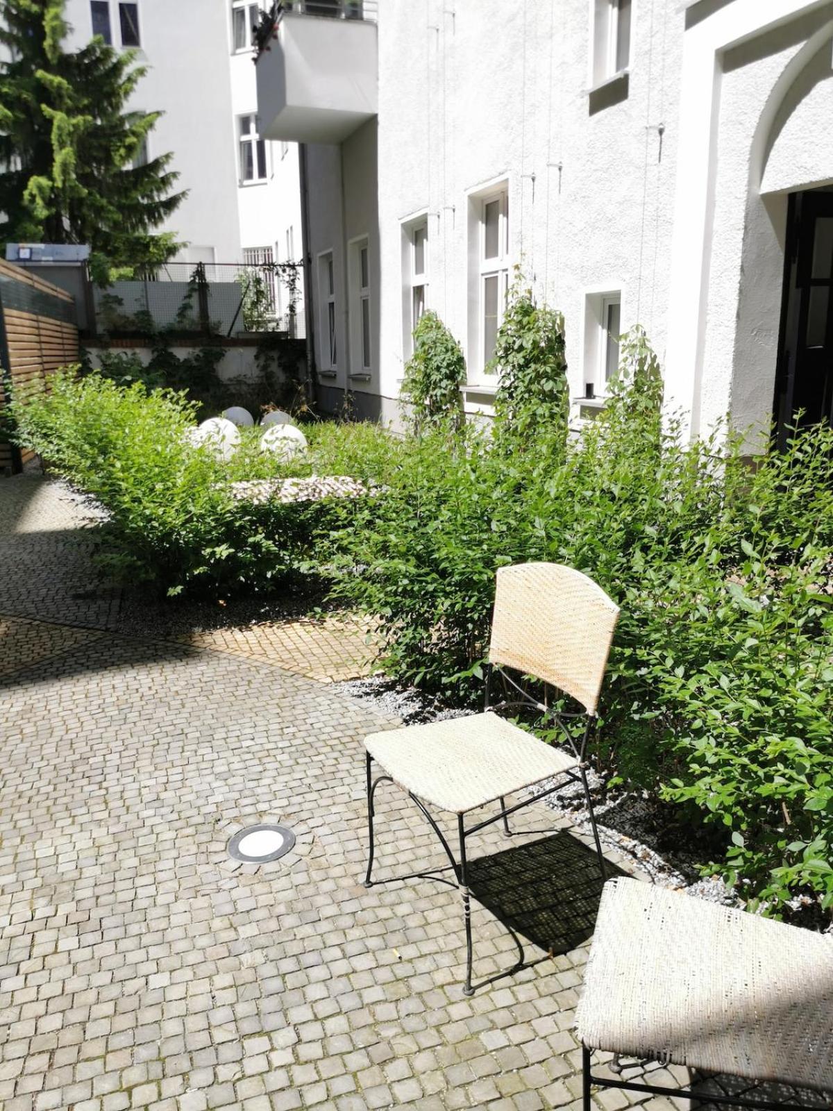 Apartment Sc 08 By Rockchair L Cozy 3 Sz 2 Baeder Balkon Berlin