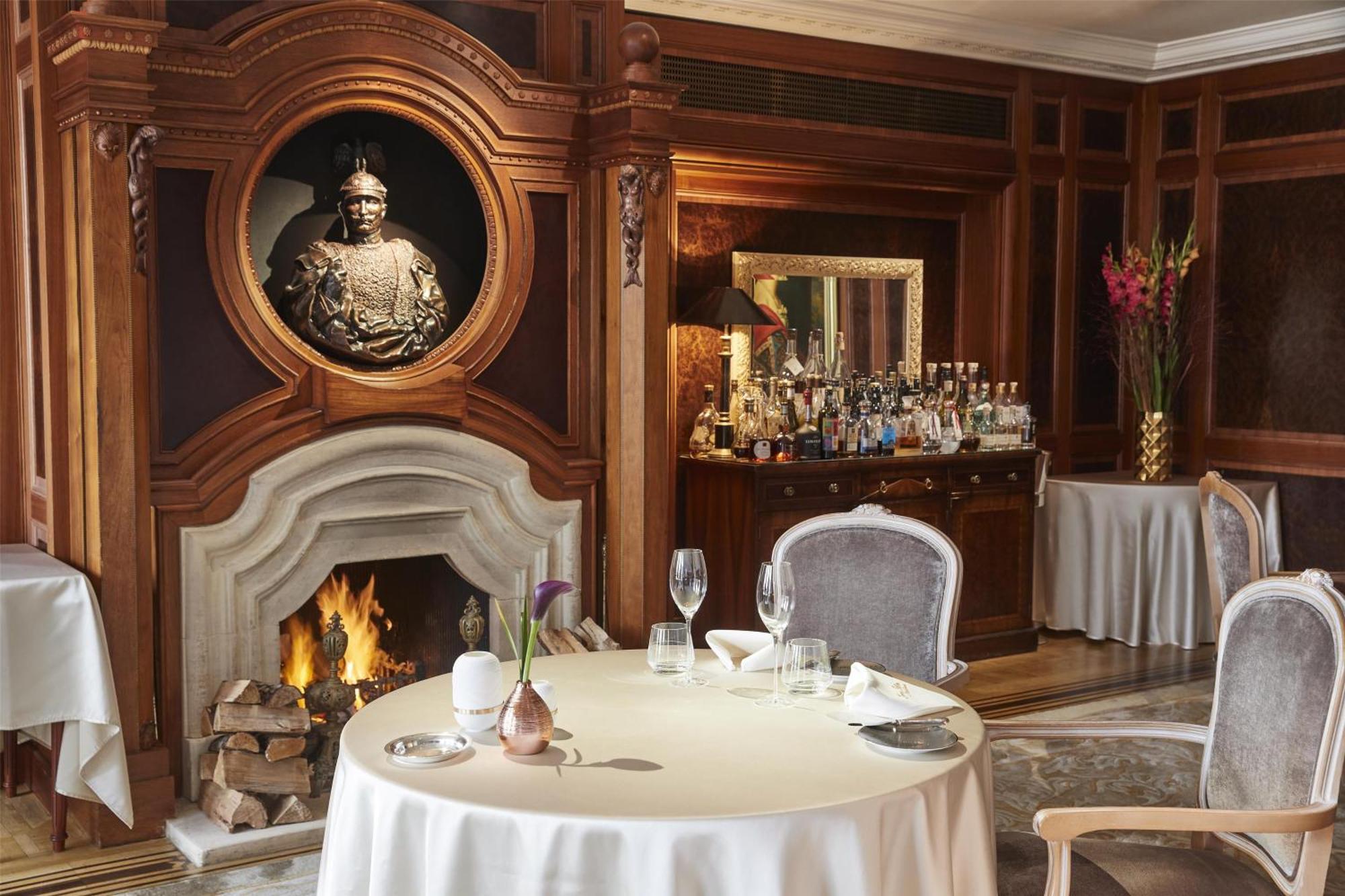 Hotel Adlon Kempinski 5*