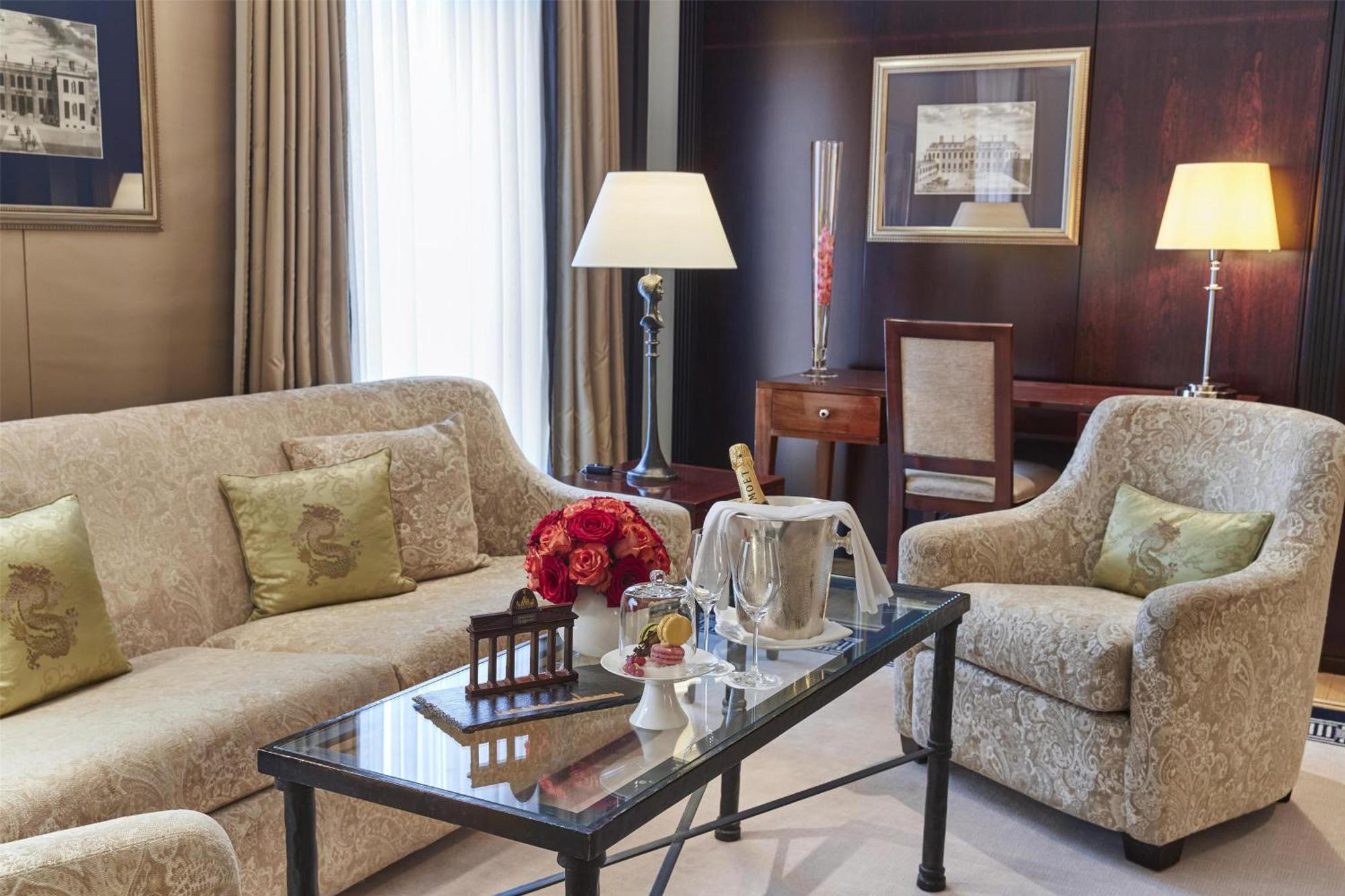 Adlon Kempinski Hotel 5*