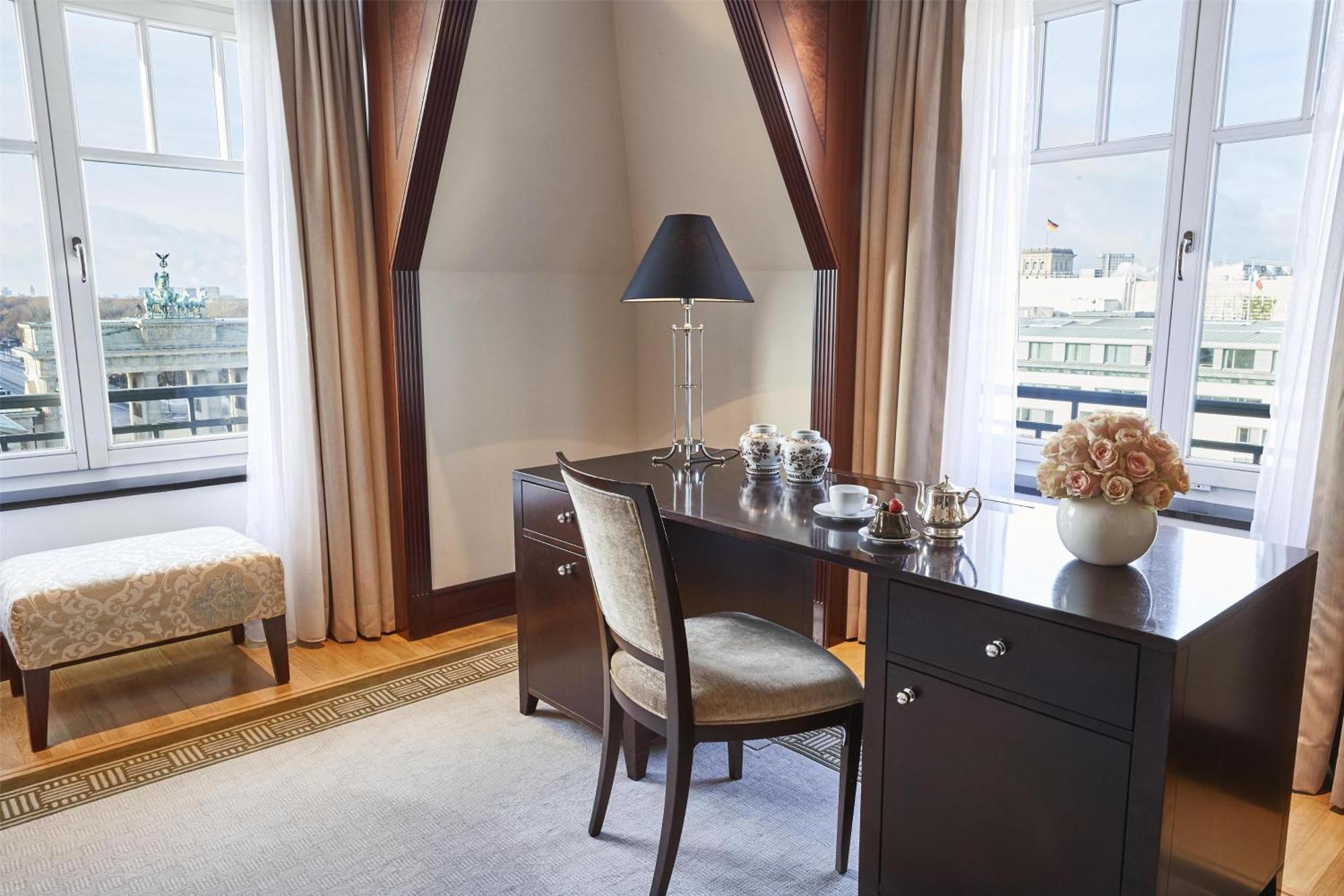 Adlon Kempinski Hotel 5*