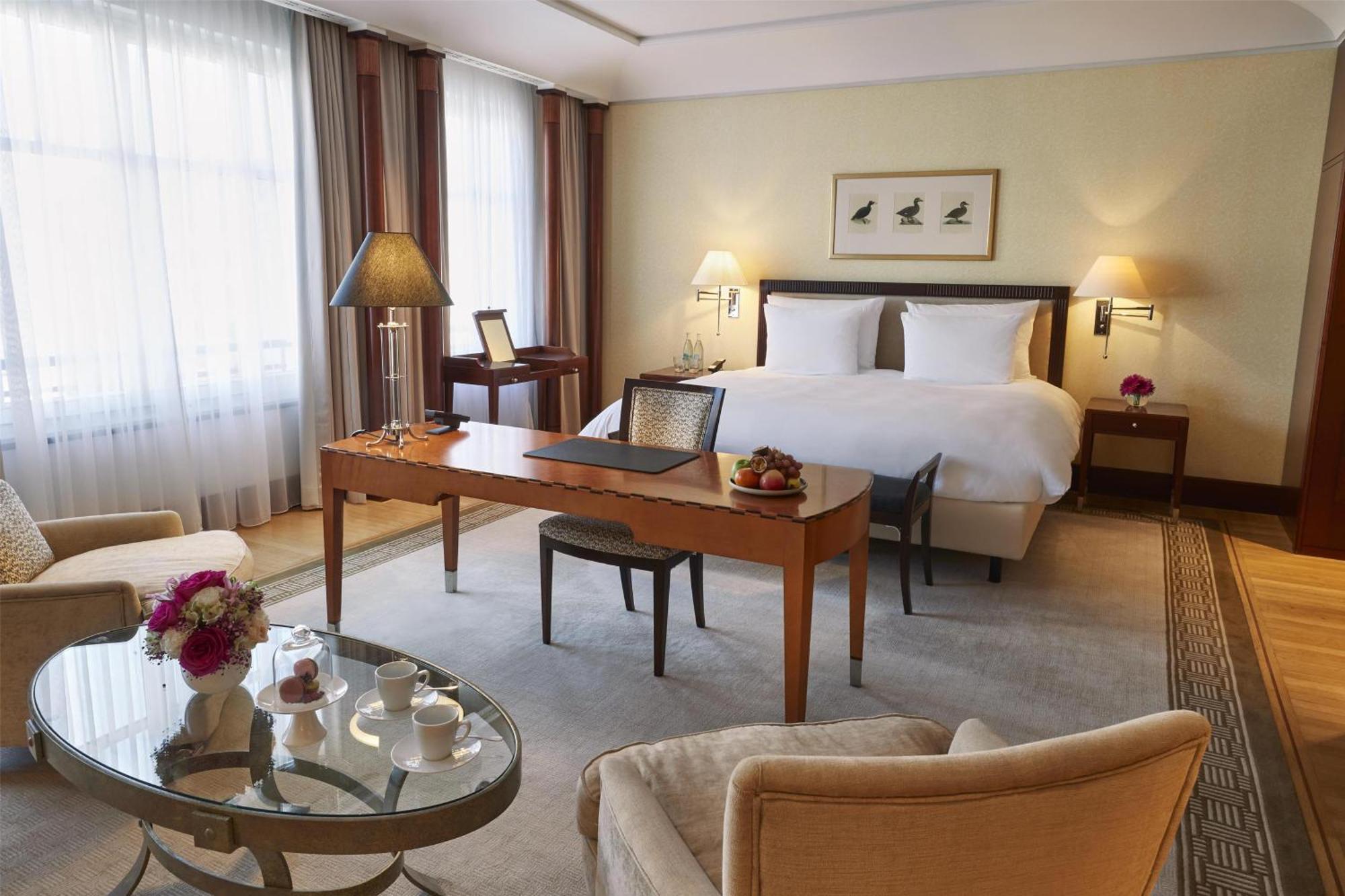 Adlon Kempinski 5*