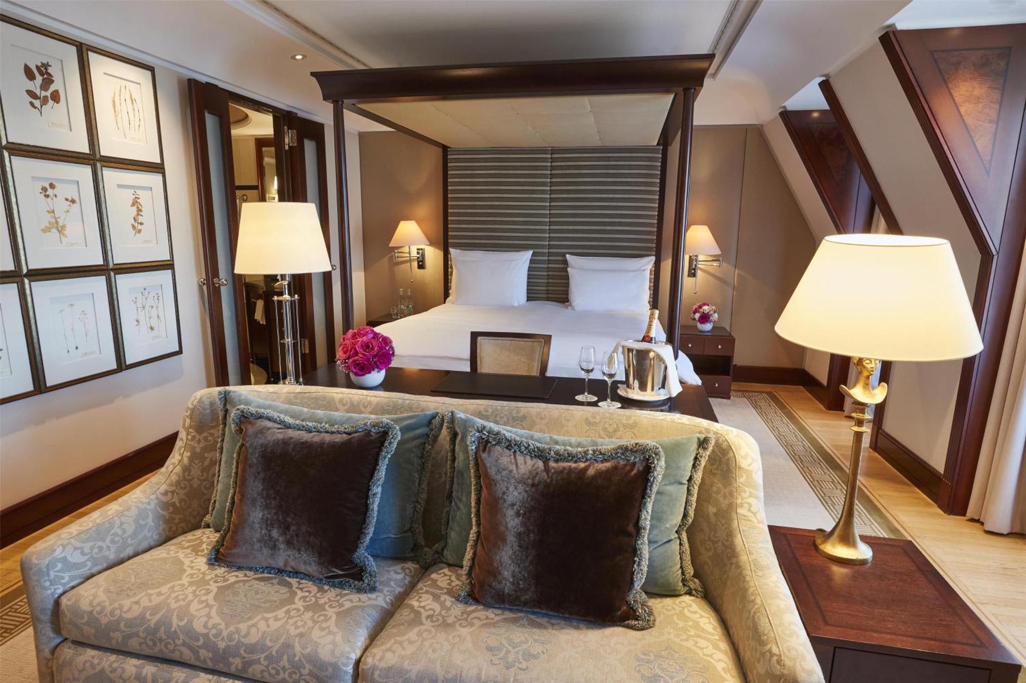 Hotel Adlon Kempinski 5*