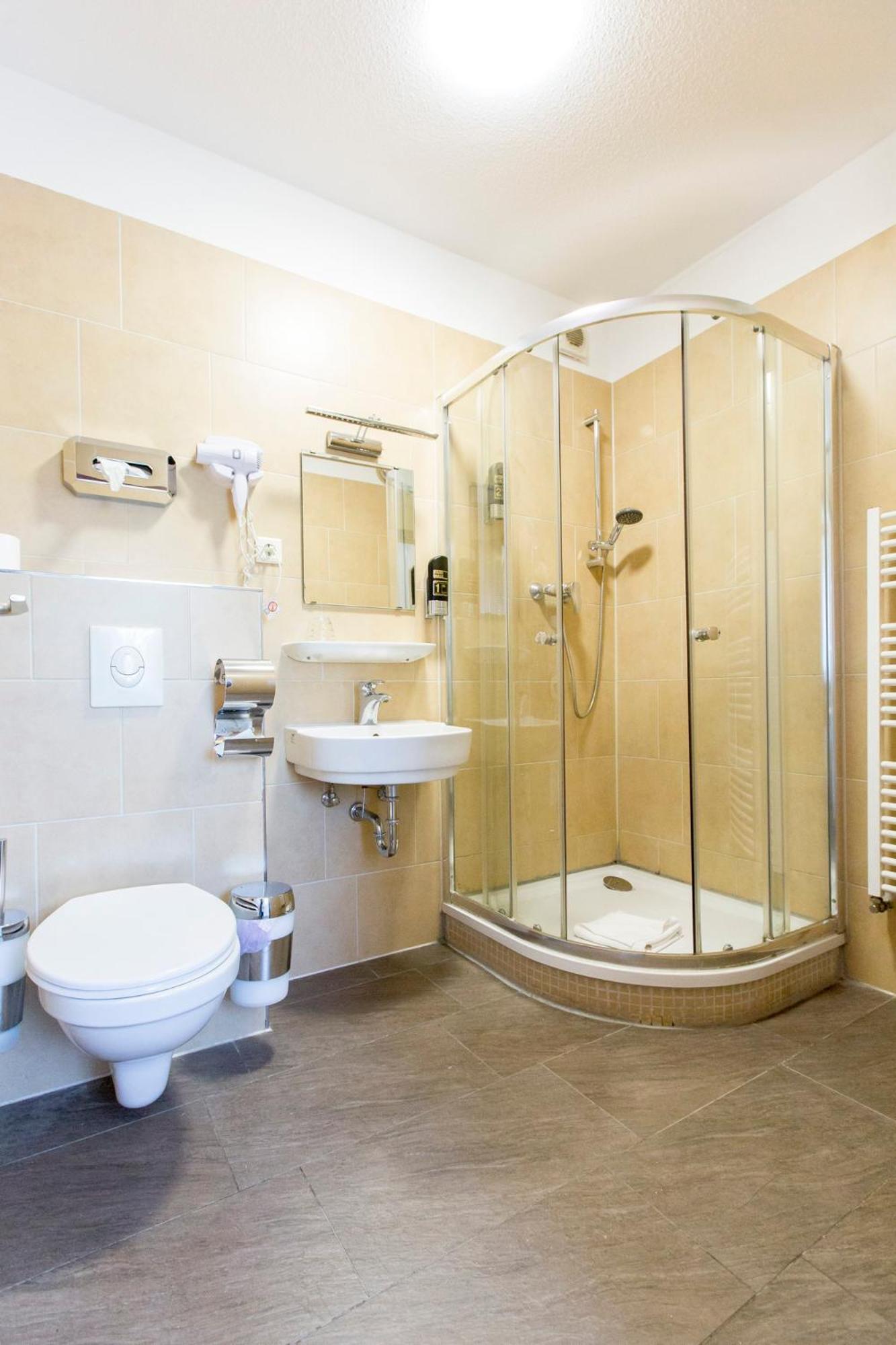Pensionat Hotel-pension Odin 2*